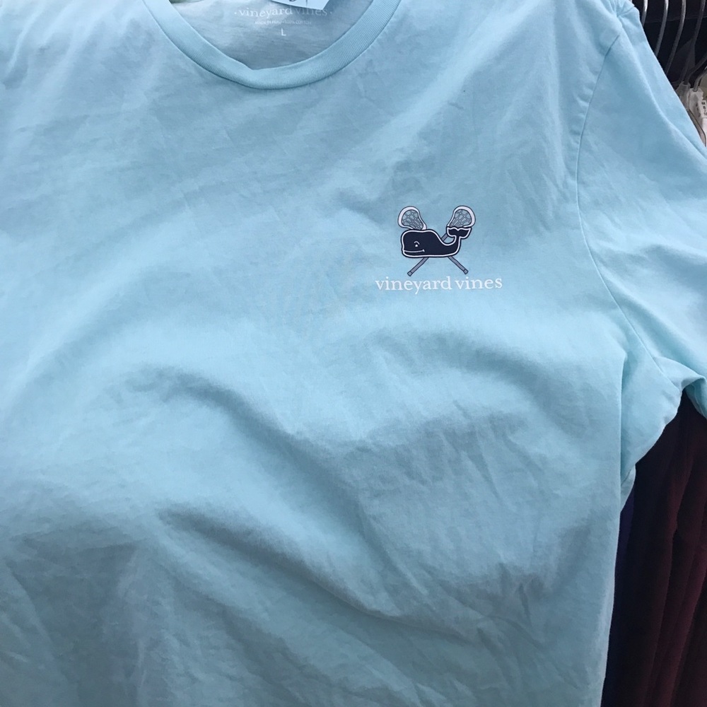 Vineyard Vines T-shirt